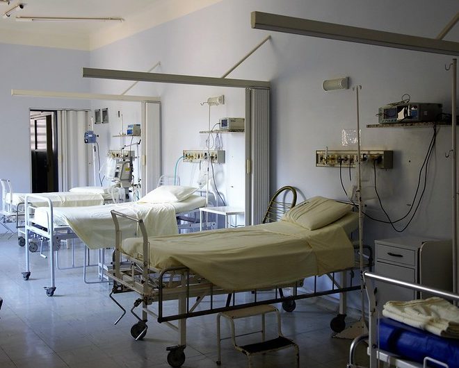Ny lov skubber patienter ud af hospitaler: De svage risikerer at blive tabt